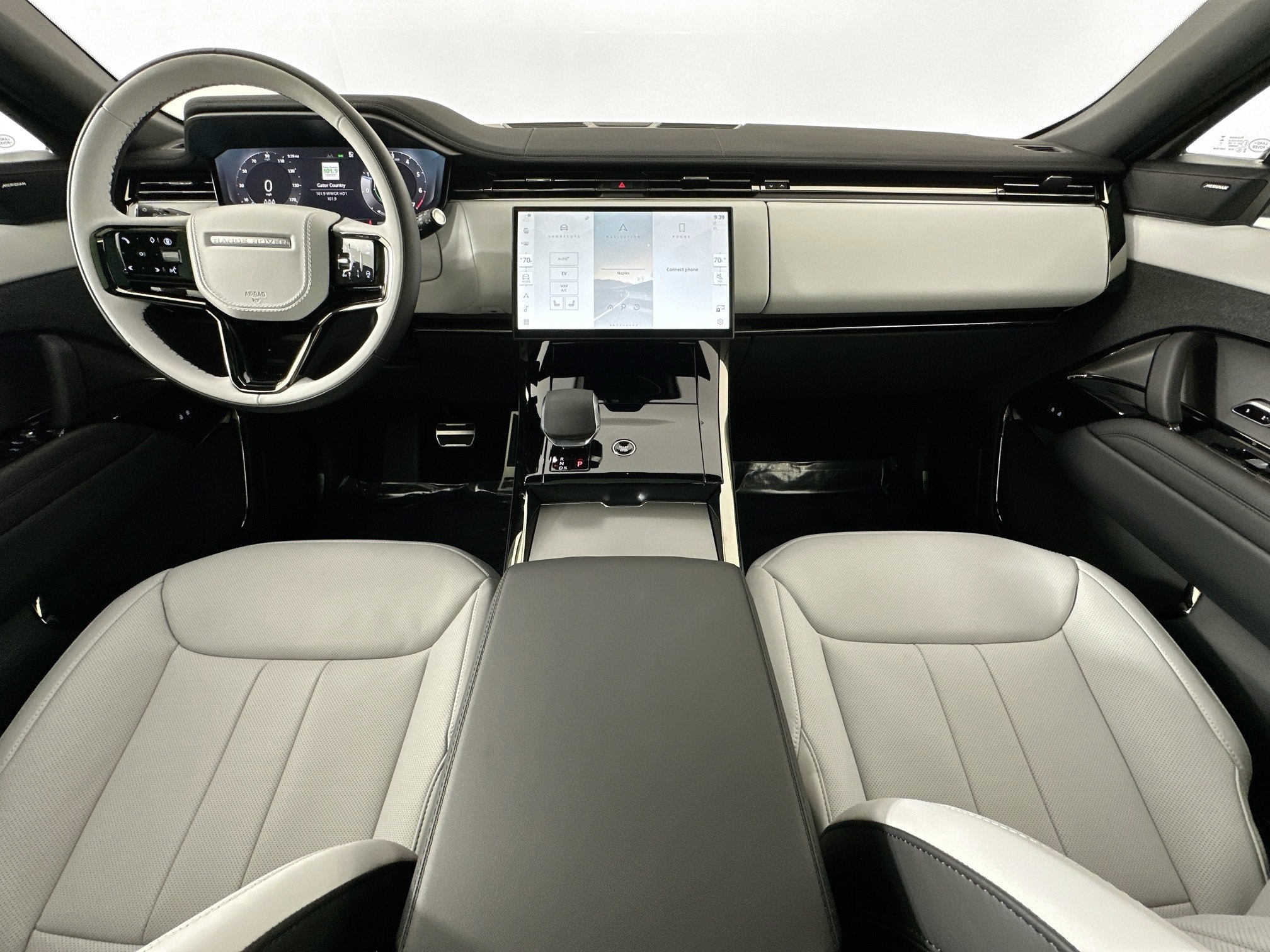 new 2025 Land Rover Range Rover Sport Plug-in Hybrid car, priced at $100,480