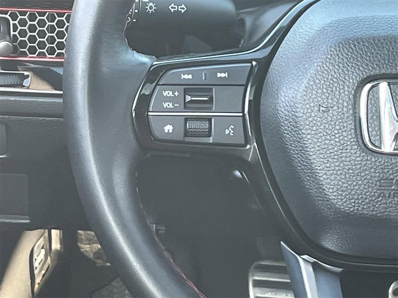 used 2024 Honda Civic Si car, priced at $25,595