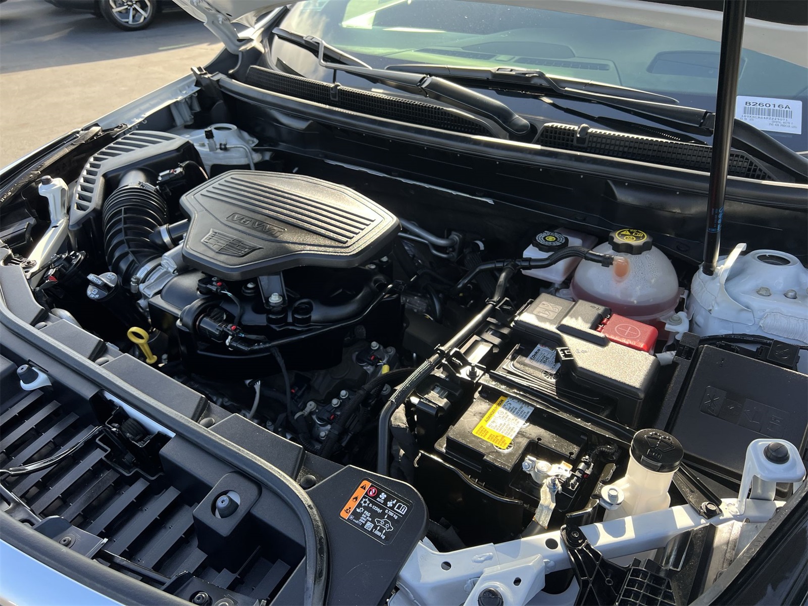 used 2023 Cadillac XT5 car, priced at $38,991