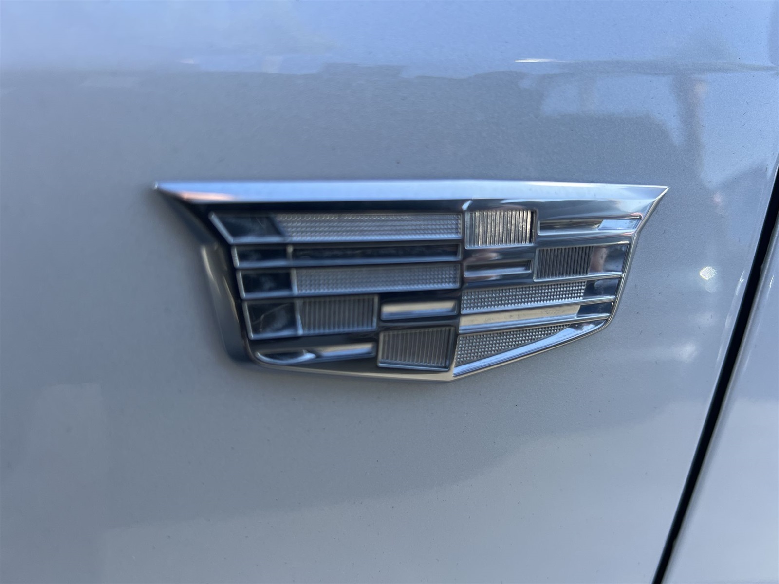 used 2023 Cadillac XT5 car, priced at $38,991