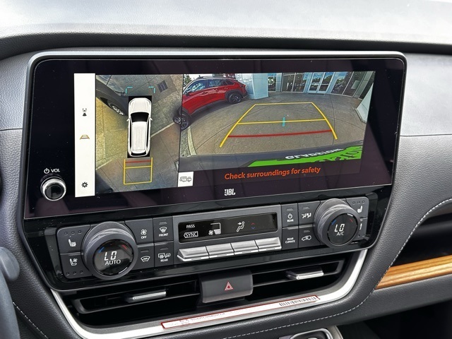 new 2025 Toyota Grand Highlander car