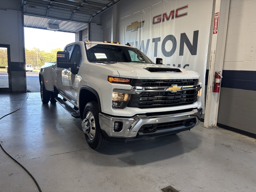 new 2026 Chevrolet Silverado 3500HD car, priced at $80,765