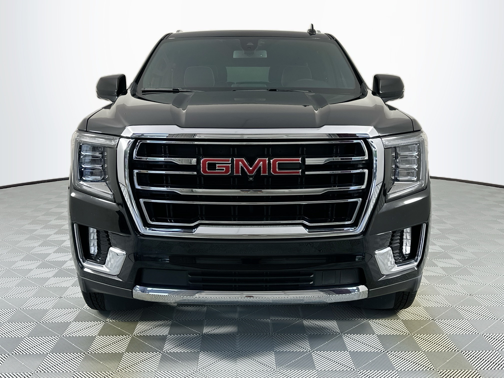 used 2022 GMC Yukon XL car, priced at $56,999