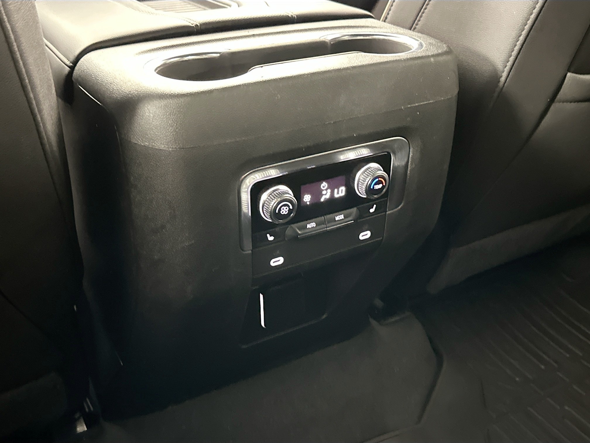 used 2022 GMC Yukon XL car, priced at $56,999