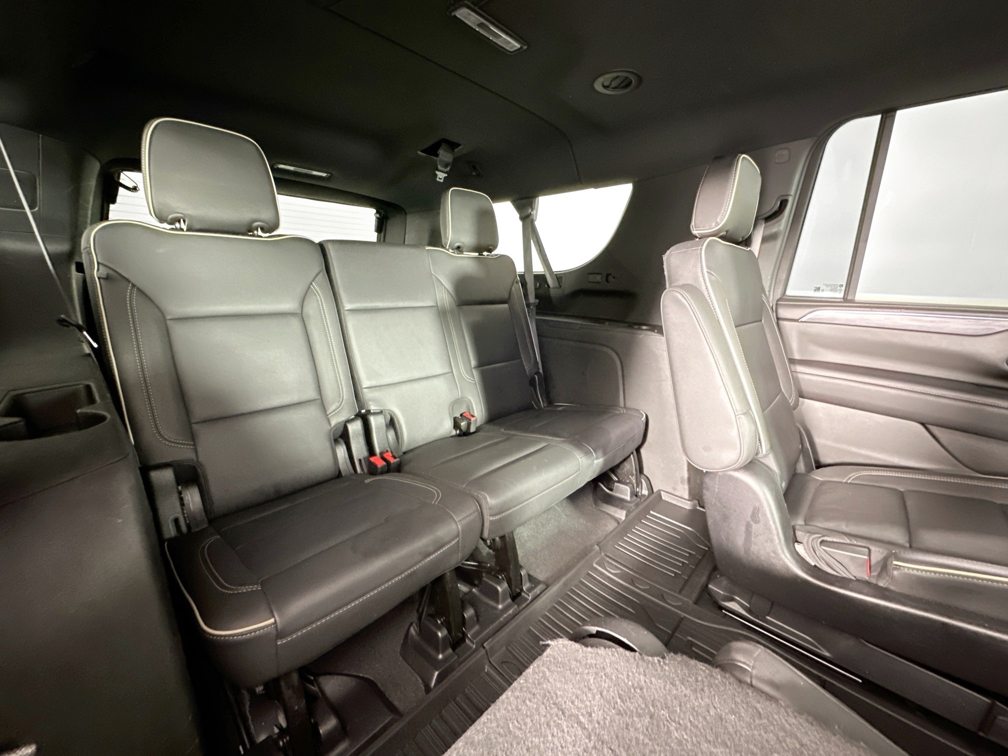 used 2022 GMC Yukon XL car, priced at $56,999