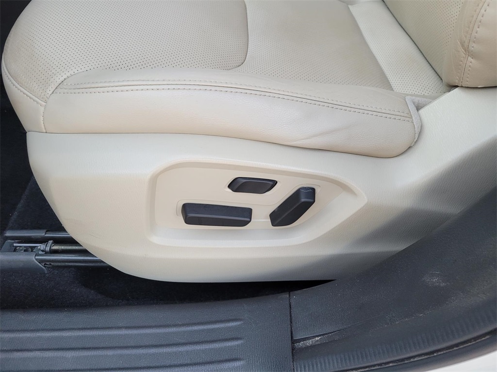 used 2022 Mazda CX-9 car, priced at $21,795