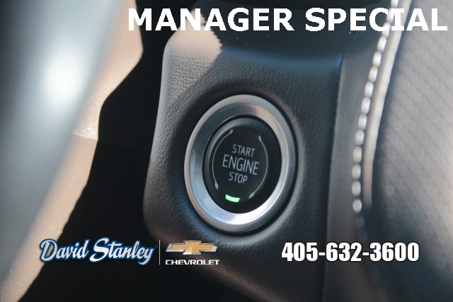 used 2022 GMC Yukon car, priced at $52,120