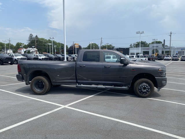 new 2025 Ram 3500 car, priced at $77,678
