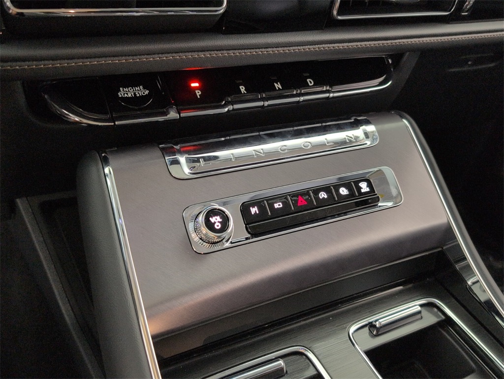 new 2025 Lincoln Aviator car, priced at $60,422