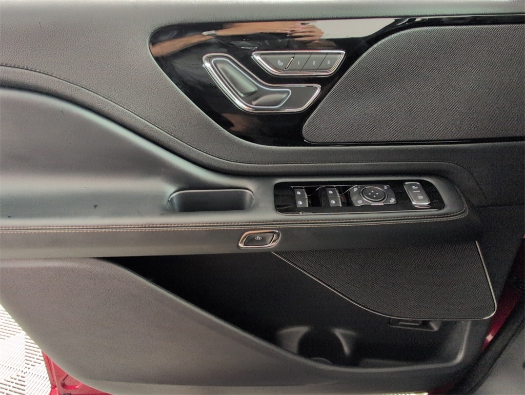 new 2025 Lincoln Aviator car, priced at $60,422