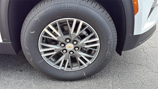 new 2026 Chevrolet Traverse car, priced at $43,695