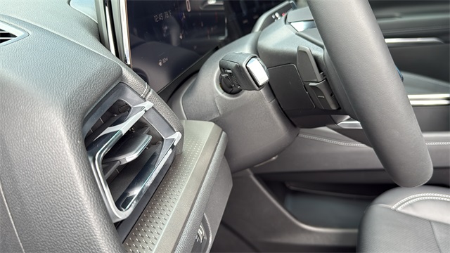 new 2026 Chevrolet Traverse car, priced at $43,695
