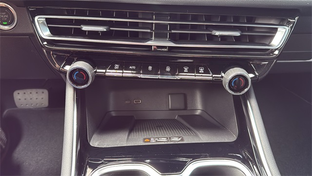 new 2026 Chevrolet Traverse car, priced at $43,695
