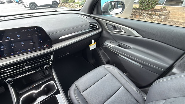 new 2026 Chevrolet Traverse car, priced at $43,695