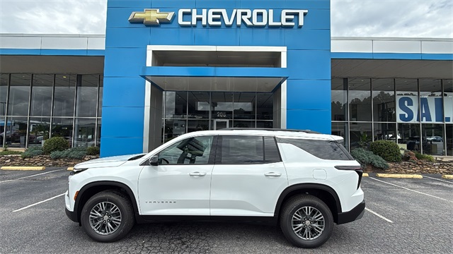 new 2026 Chevrolet Traverse car, priced at $43,695