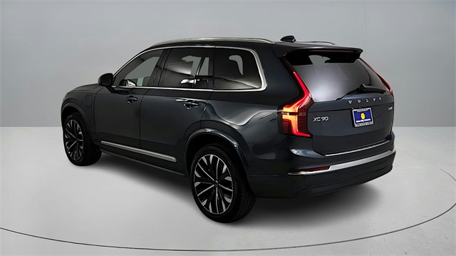 new 2026 Volvo XC90 Plug-In Hybrid car, priced at $81,875