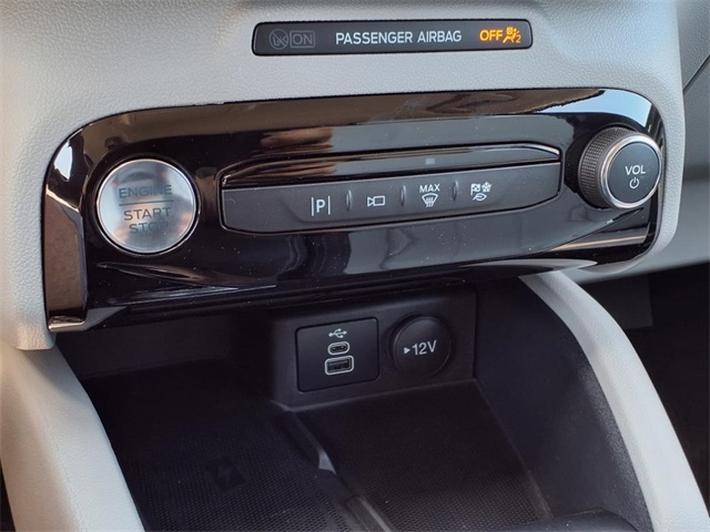 new 2025 Ford Escape Hybrid car, priced at $35,349