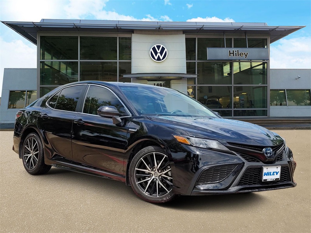 used 2021 Toyota Camry Hybrid car, priced at $25,390