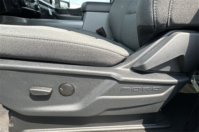new 2025 Ford F-250SD car, priced at $67,095