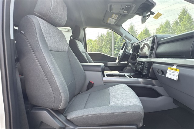 new 2025 Ford F-250SD car, priced at $67,095