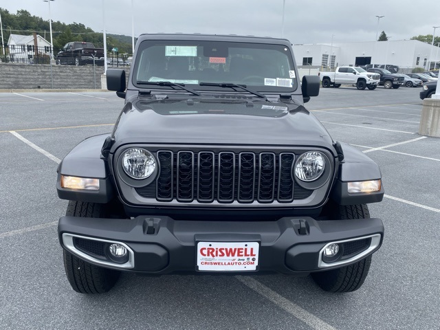 new 2025 Jeep Gladiator car, priced at $40,459