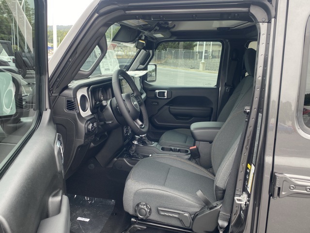 new 2025 Jeep Gladiator car, priced at $40,459