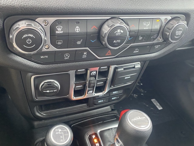 new 2025 Jeep Gladiator car, priced at $40,459