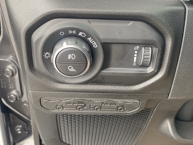 new 2025 Jeep Gladiator car, priced at $40,459