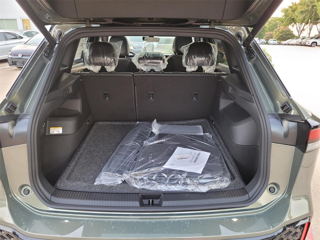 new 2025 Volkswagen Tiguan car, priced at $39,476