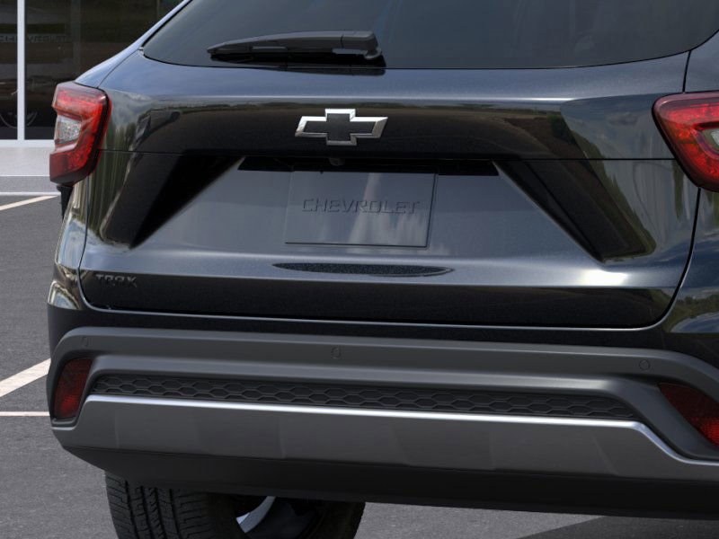 new 2025 Chevrolet Trax car, priced at $26,025