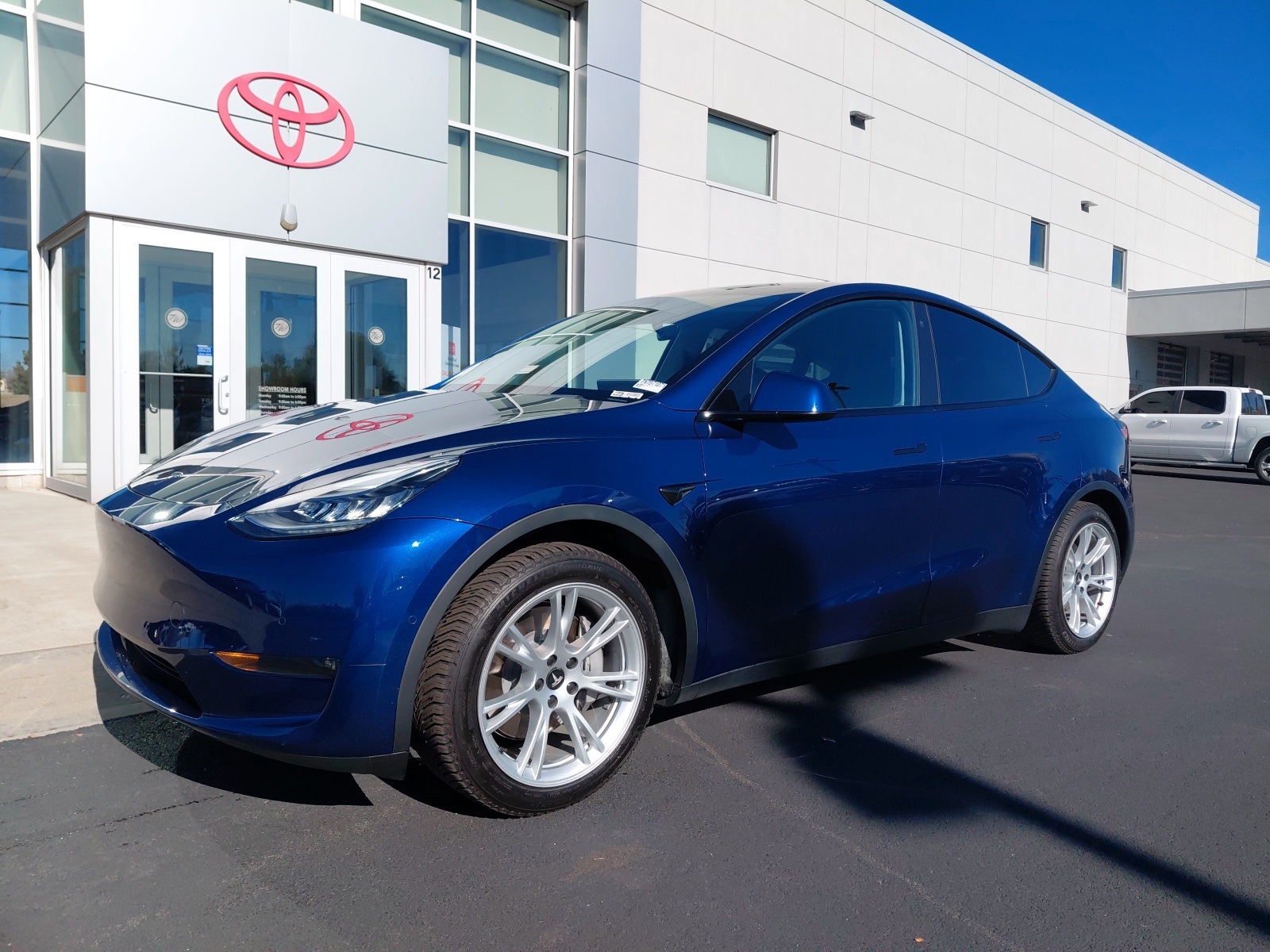 used 2021 Tesla Model Y car, priced at $25,967