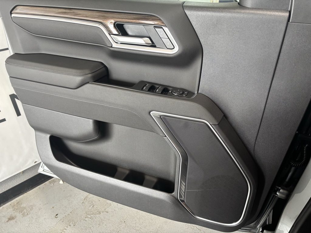 new 2025 Chevrolet Silverado 1500 car, priced at $53,578