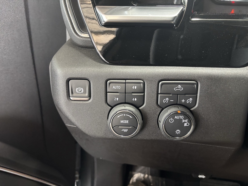 new 2025 Chevrolet Silverado 1500 car, priced at $53,578
