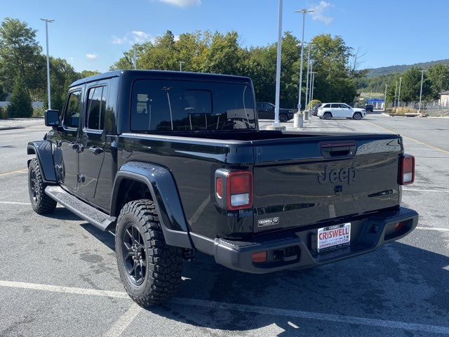 new 2025 Jeep Gladiator car, priced at $40,570