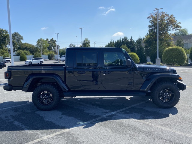 new 2025 Jeep Gladiator car, priced at $40,570
