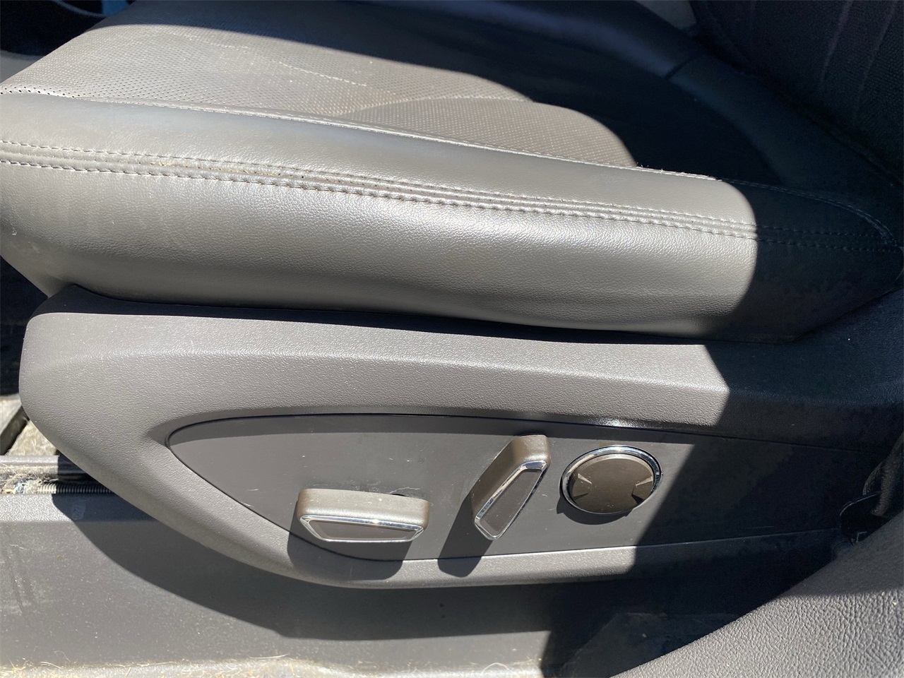 used 2020 Lincoln Nautilus car, priced at $26,347