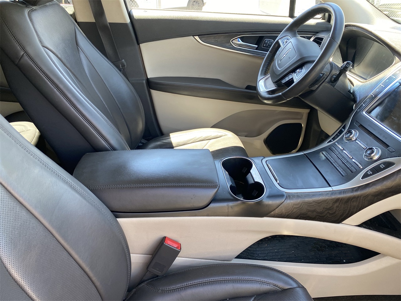 used 2020 Lincoln Nautilus car, priced at $26,347