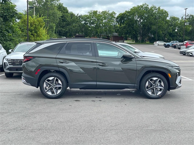 new 2025 Hyundai Tucson car, priced at $33,360