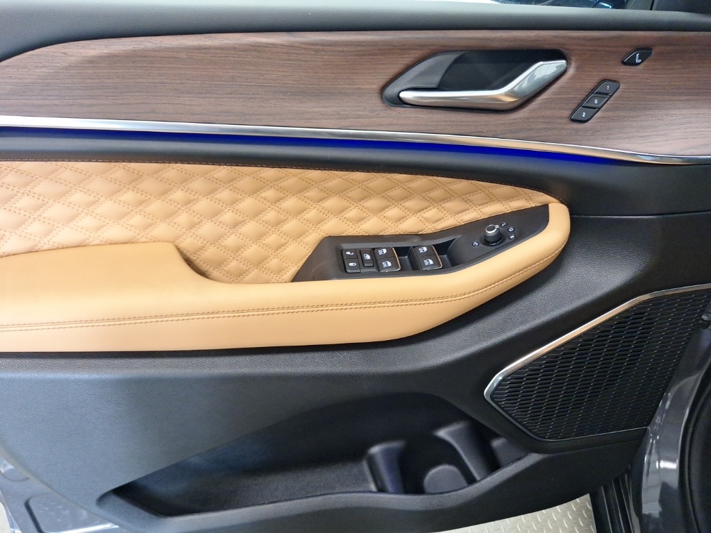 new 2025 Jeep Grand Cherokee L car, priced at $63,175