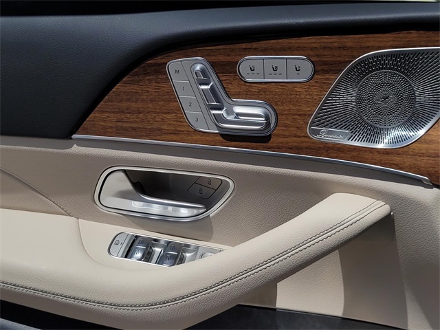 new 2025 Mercedes-Benz GLS car, priced at $91,775