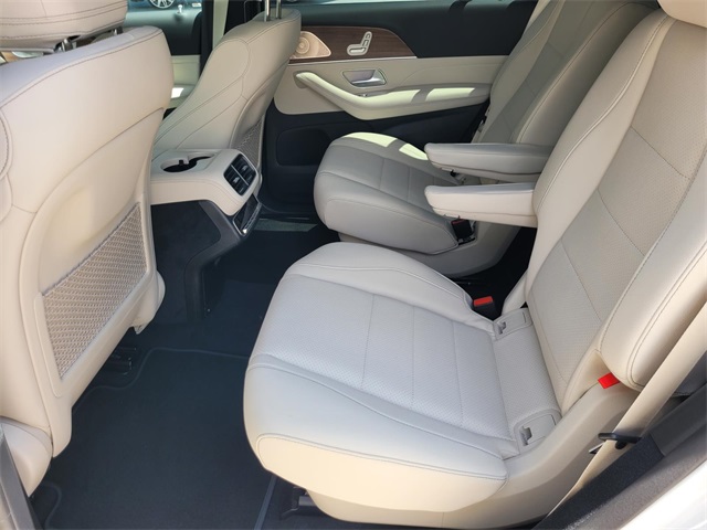 new 2025 Mercedes-Benz GLS car, priced at $91,775