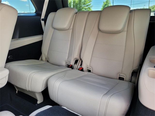 new 2025 Mercedes-Benz GLS car, priced at $91,775