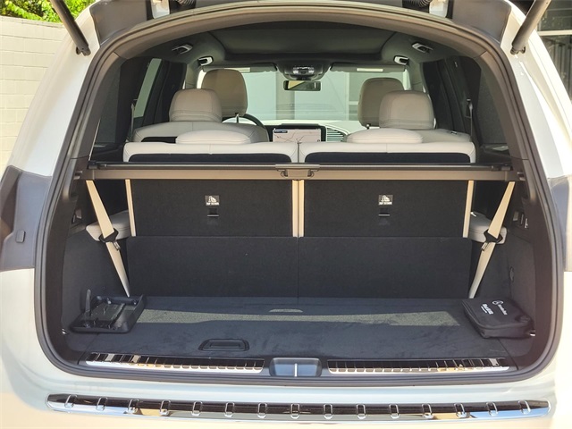 new 2025 Mercedes-Benz GLS car, priced at $91,775