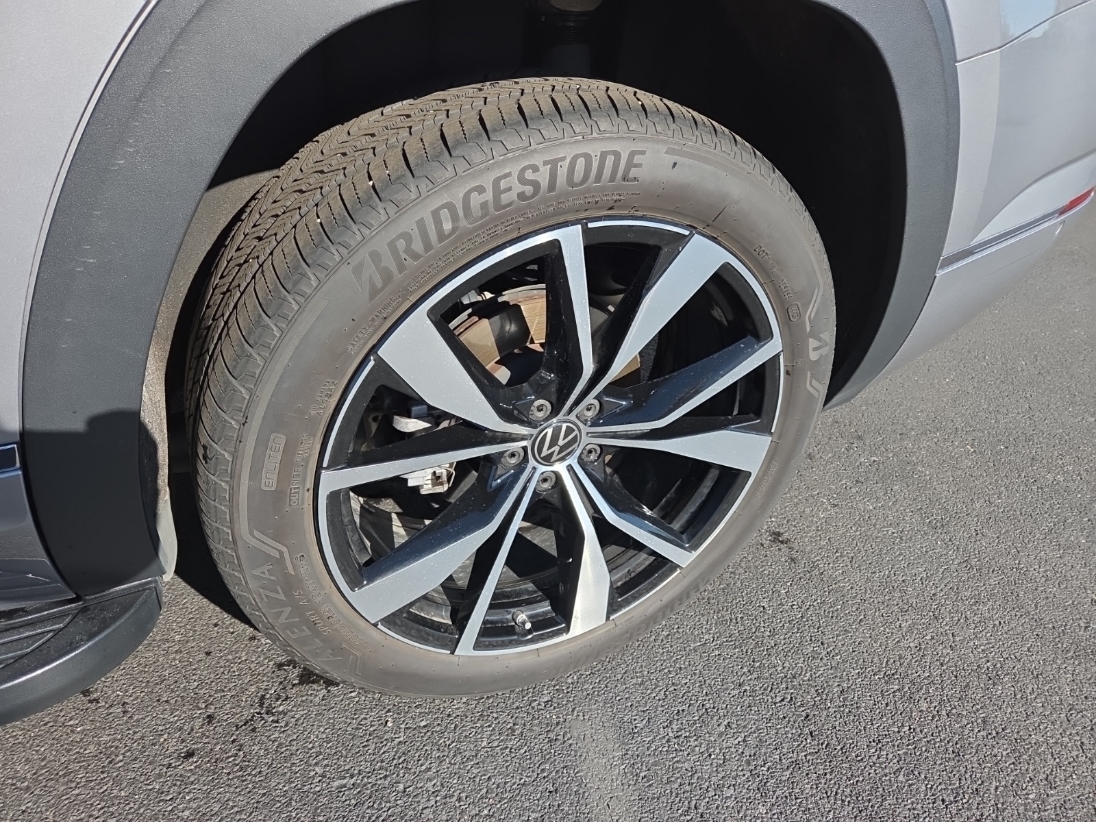 used 2024 Volkswagen Atlas car, priced at $42,440