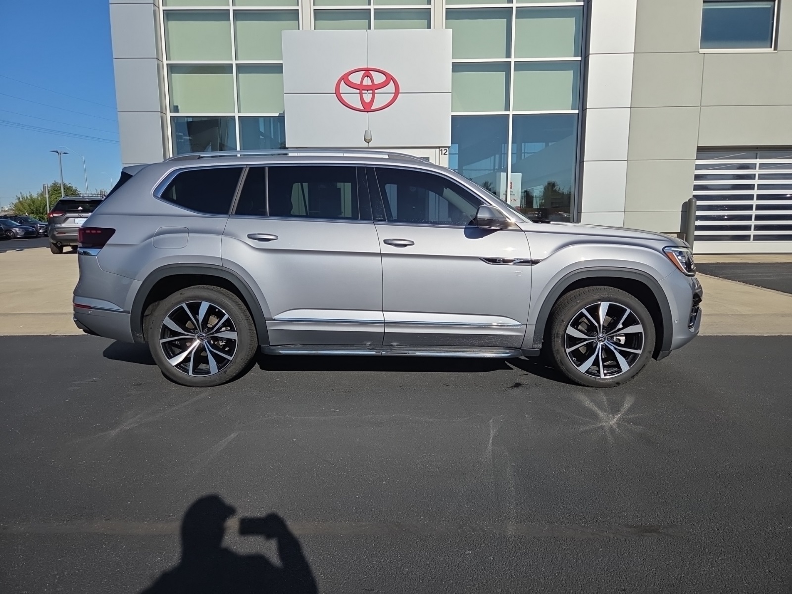 used 2024 Volkswagen Atlas car, priced at $42,440