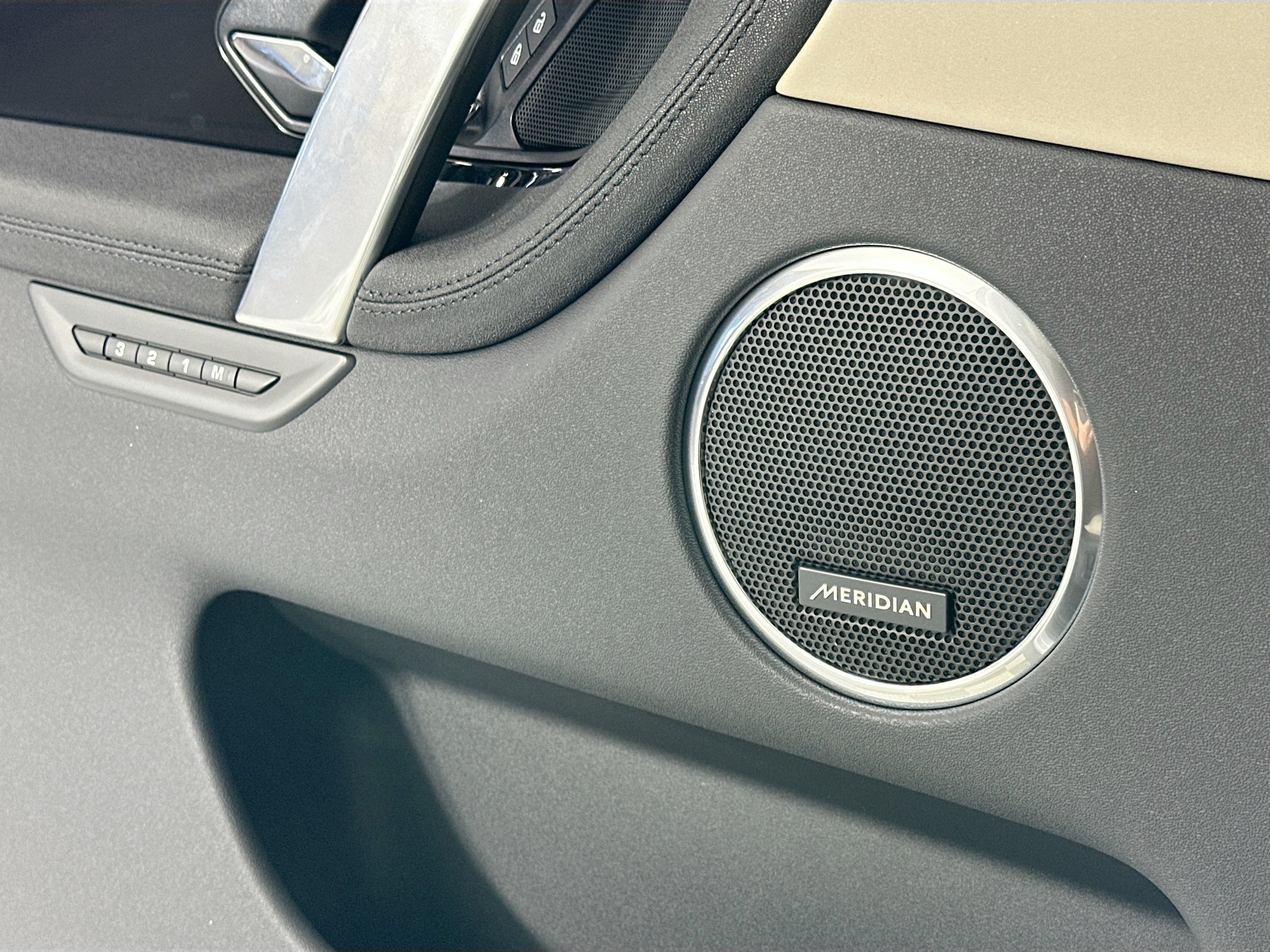 new 2025 Land Rover Discovery Sport car, priced at $53,628