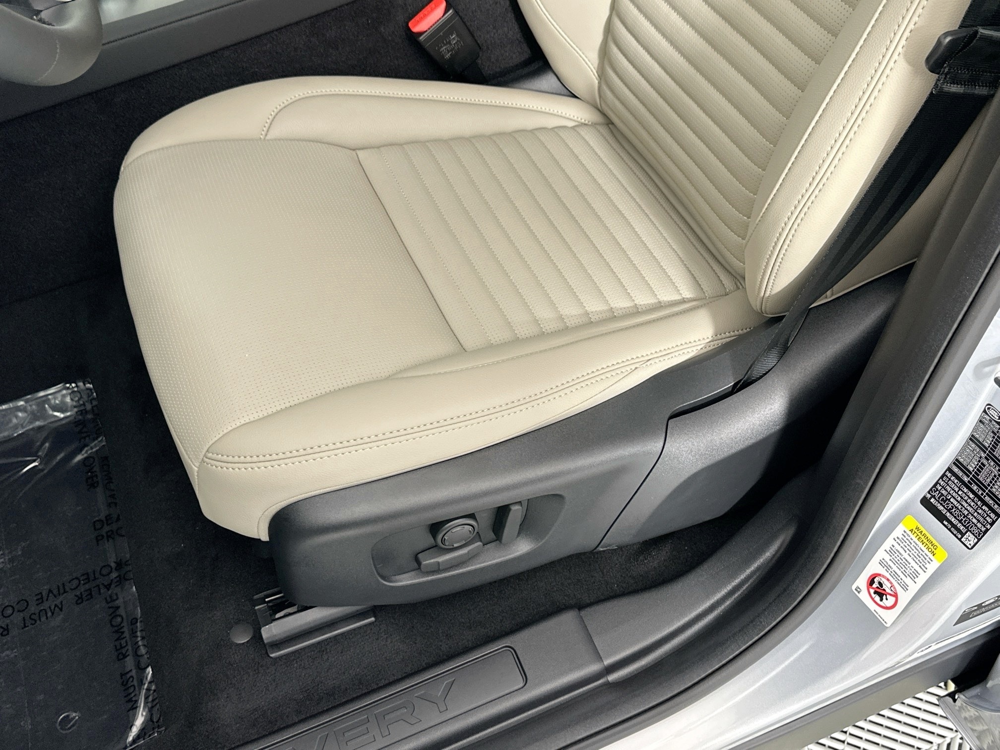 new 2025 Land Rover Discovery Sport car, priced at $53,628