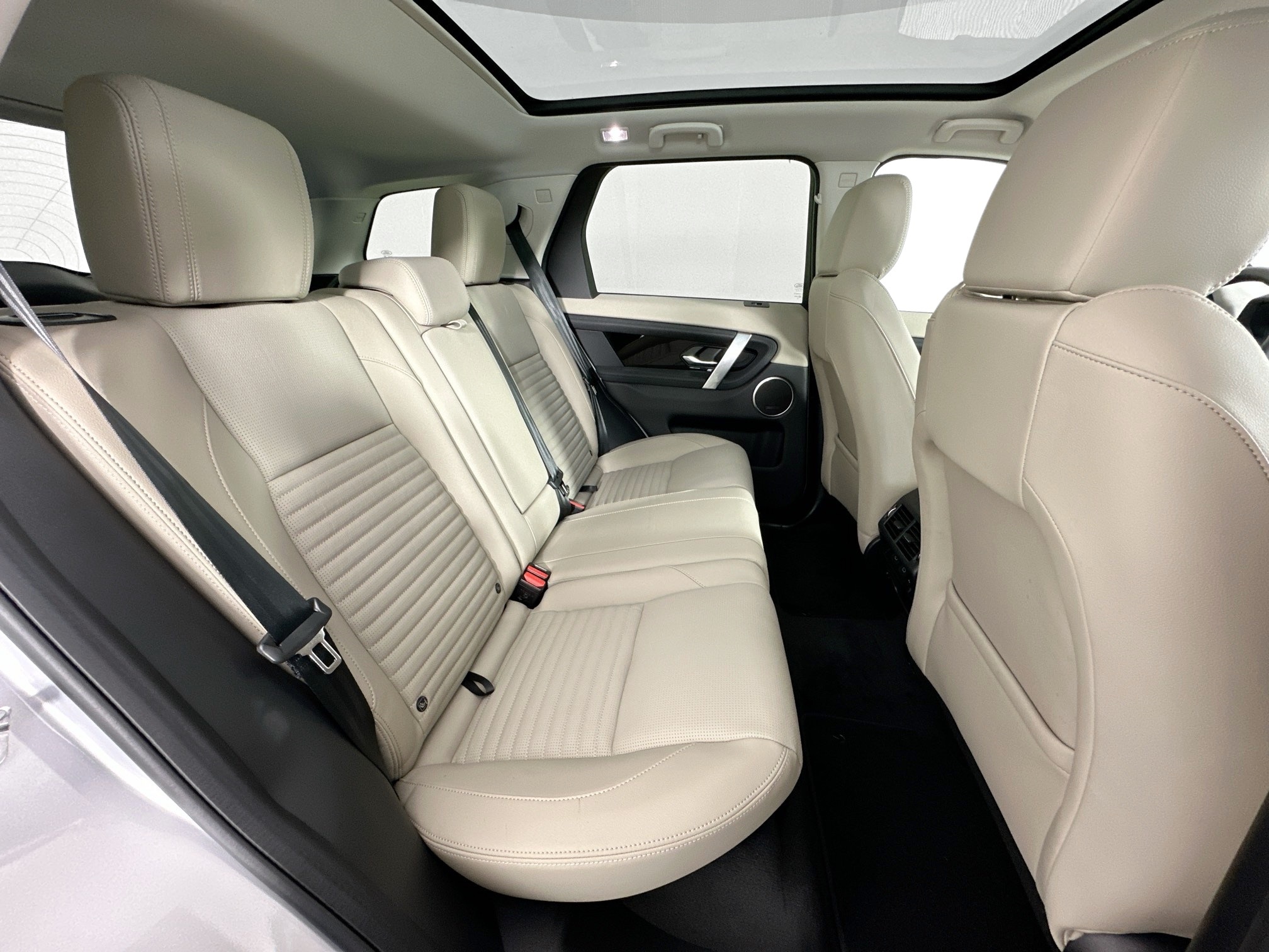 new 2025 Land Rover Discovery Sport car, priced at $53,628