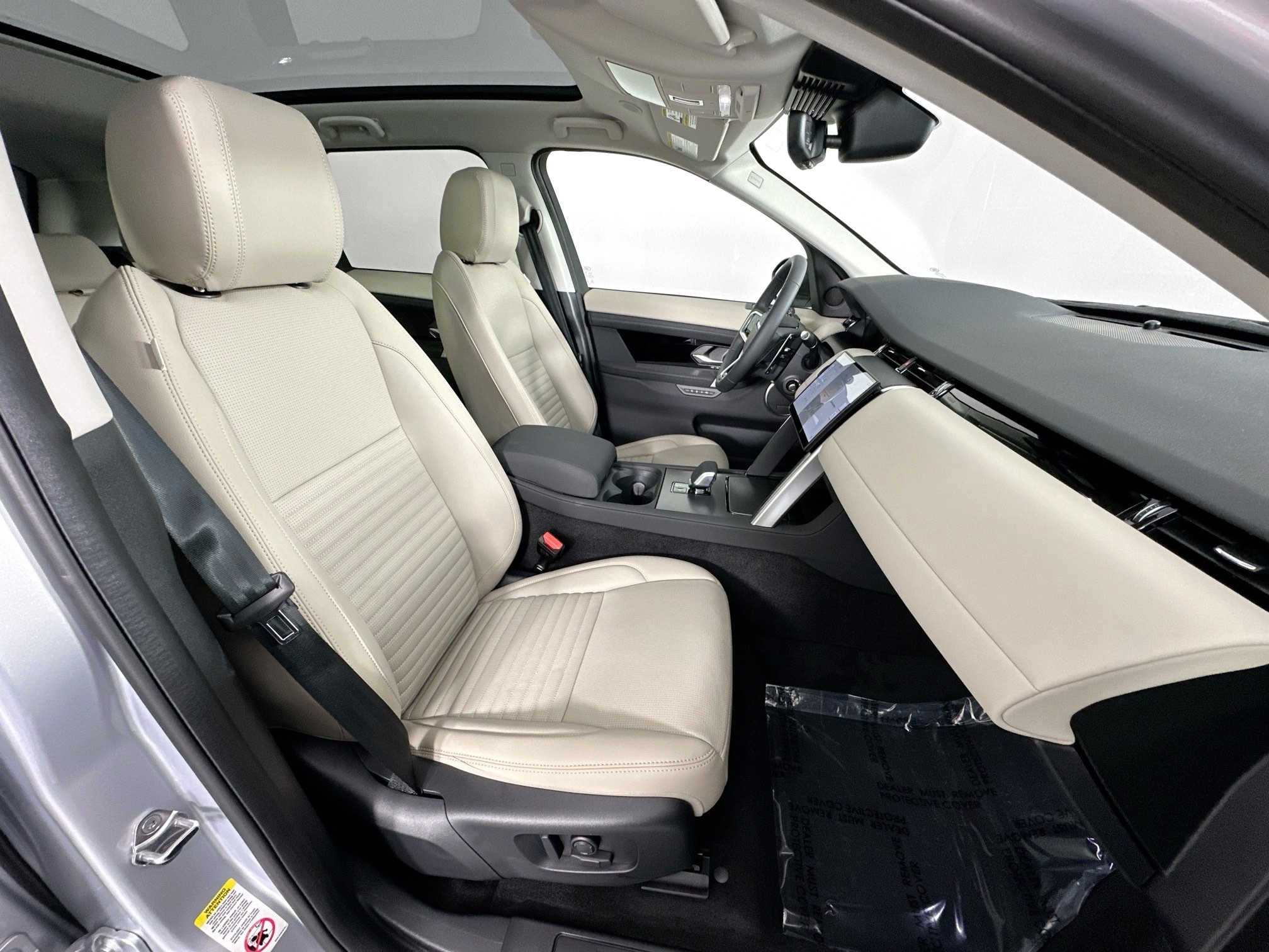 new 2025 Land Rover Discovery Sport car, priced at $53,628