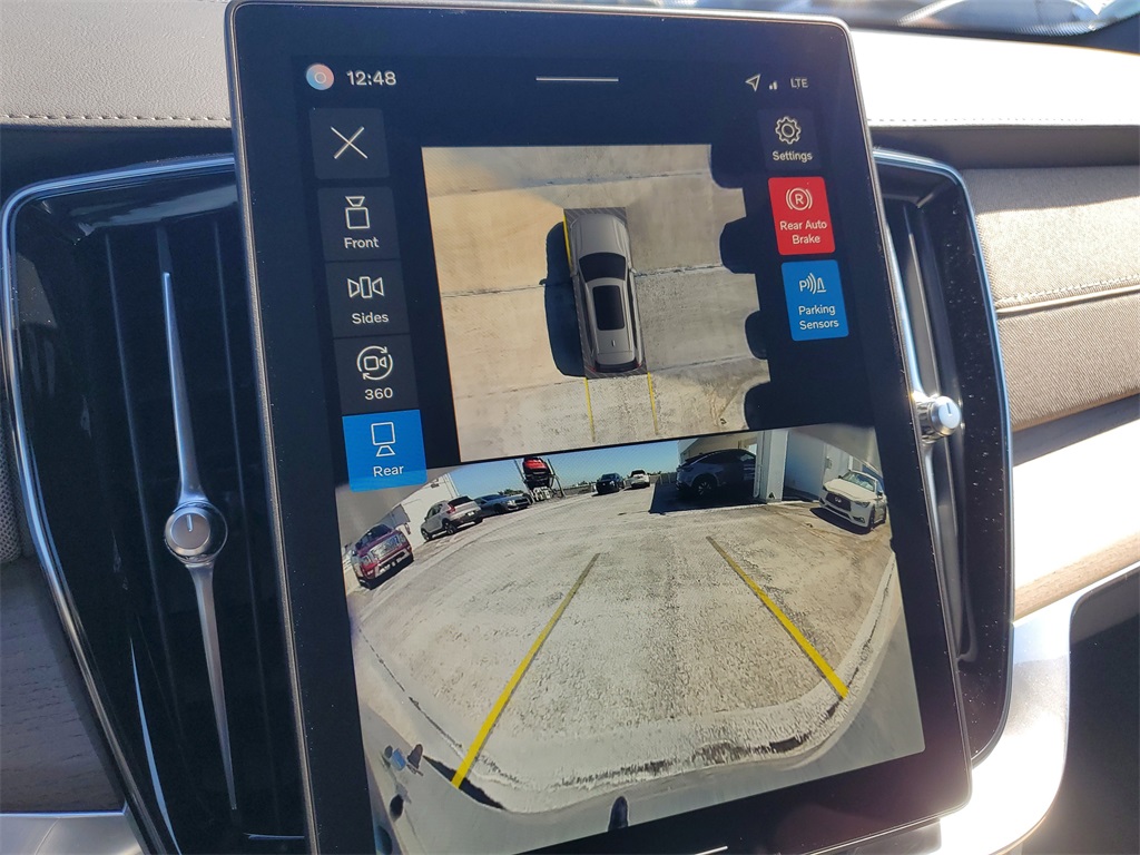 new 2026 Volvo XC90 car, priced at $72,575